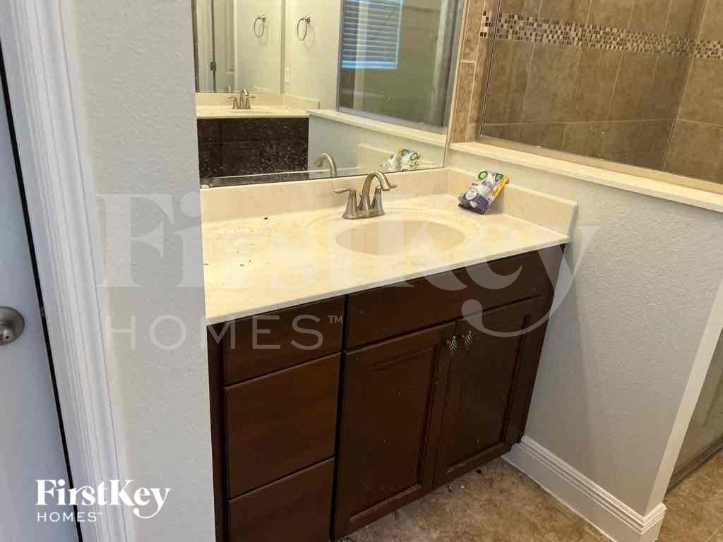 Building Photo - 2945 Top Water Way