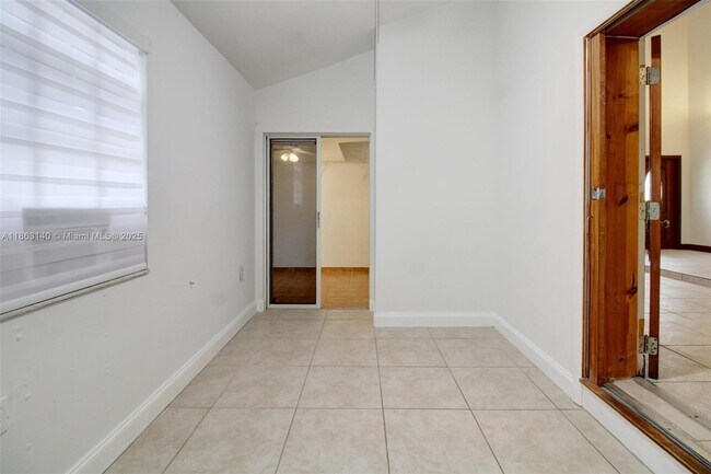 Building Photo - 12370 SW 96th St