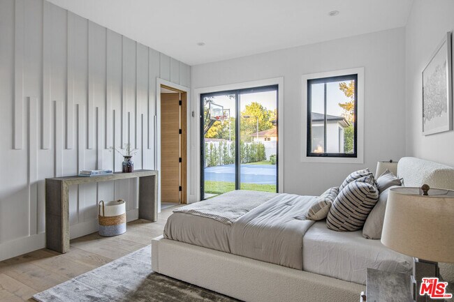 Building Photo - 17341 Amina Pl