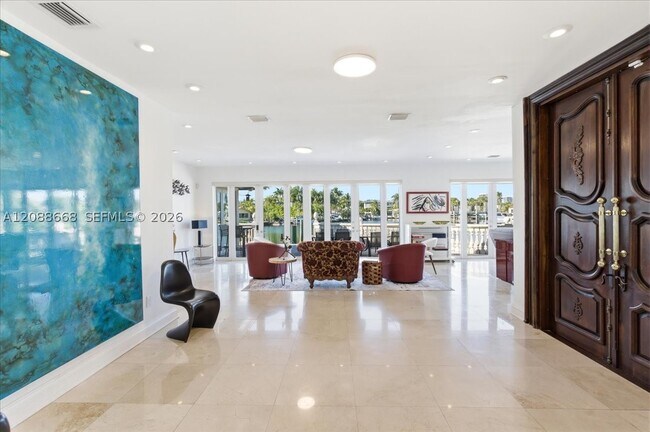 Building Photo - 1249 Biscaya Dr