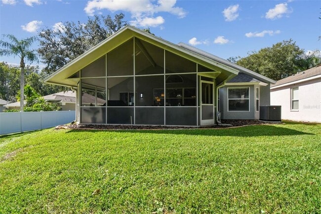 Building Photo - 13401 Fawn Springs Dr