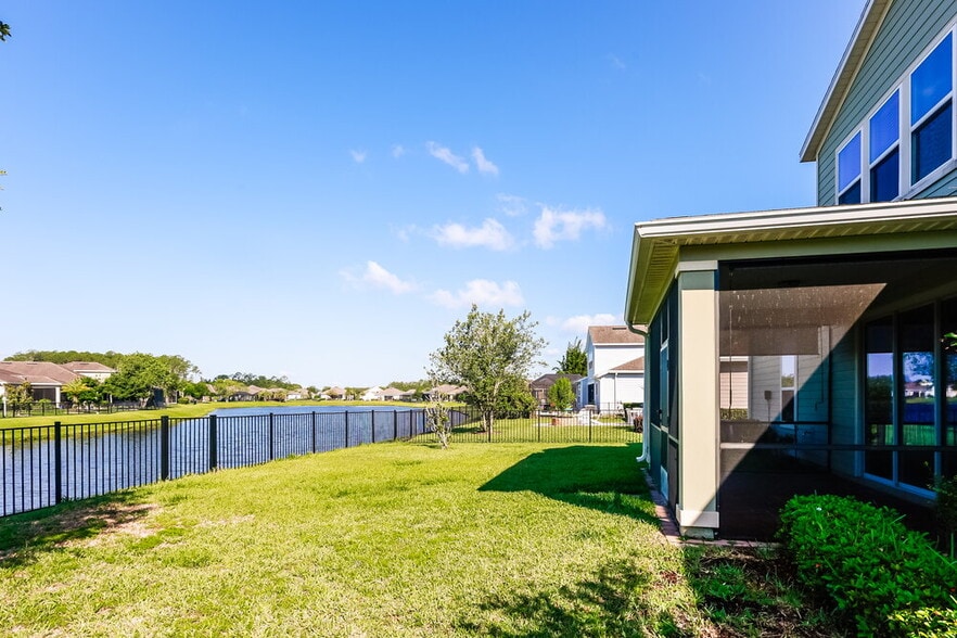 Building Photo - 252 St Kitts Loop