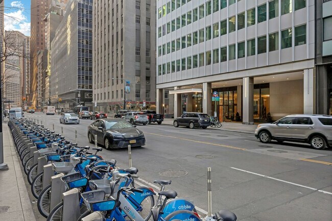 Building Photo - 160 Water St