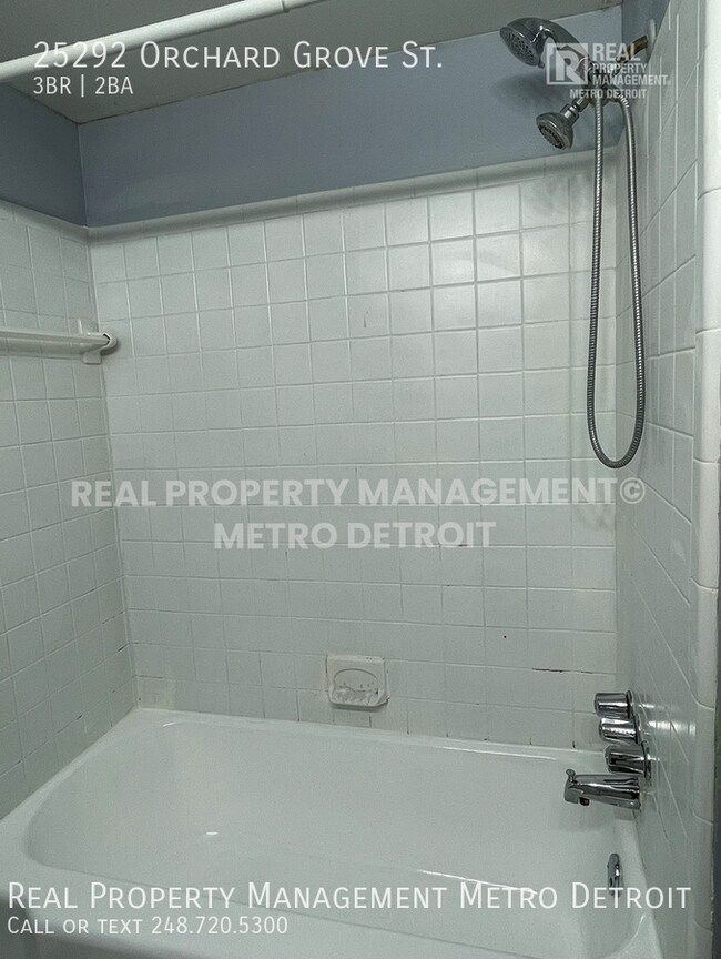 Building Photo - 25292 Orchard Grove St