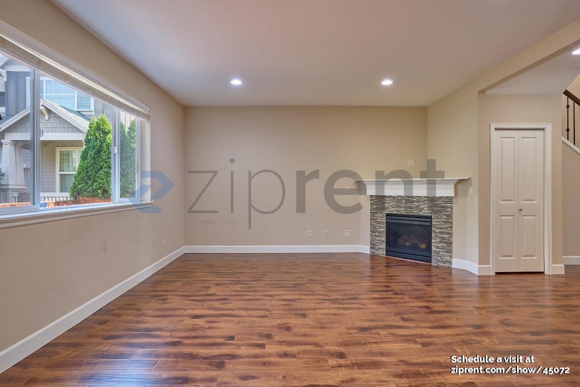 Building Photo - 6267 NE Sherborne St