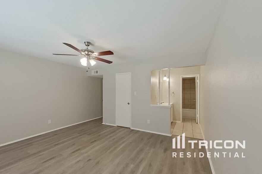 Building Photo - 4208 Sweetgum Way