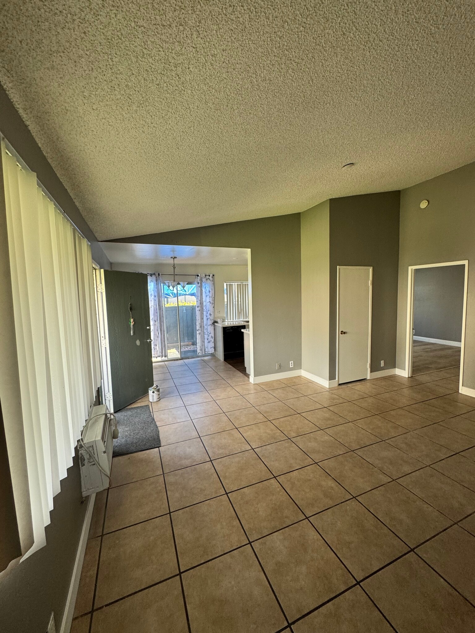 Building Photo - 23244 Orange Ave