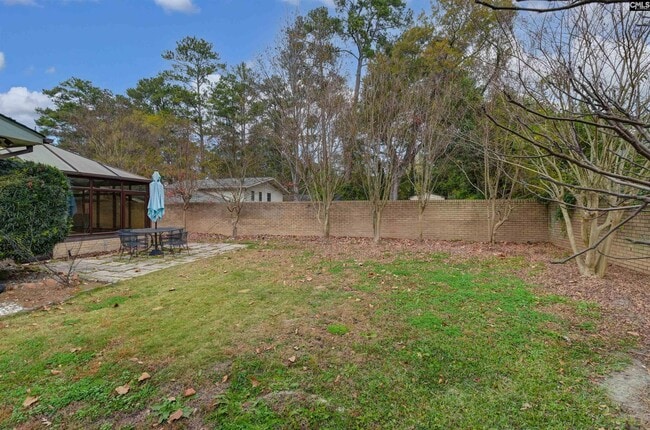 Building Photo - 1808 York Dr