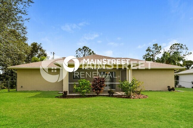 Building Photo - 3 Bedroom Pet-Friendly Home in NORTH PORT,...