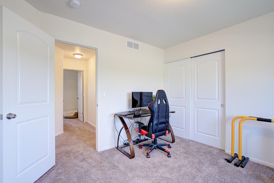 Building Photo - 1773 Long Shadow Dr