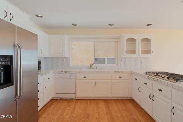 Building Photo - 3637 Ocean Dr