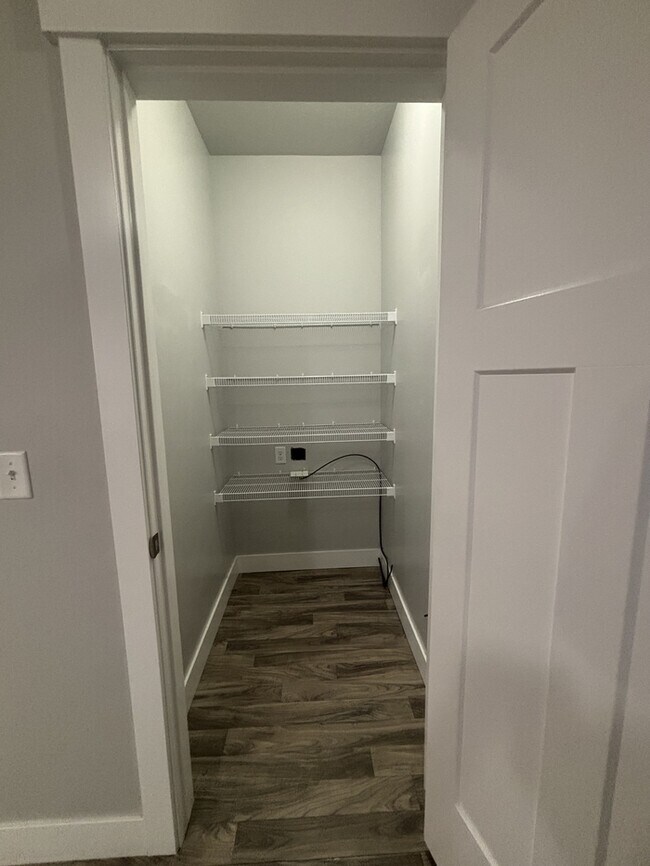 Building Photo - 3 bedroom condo in Herriman