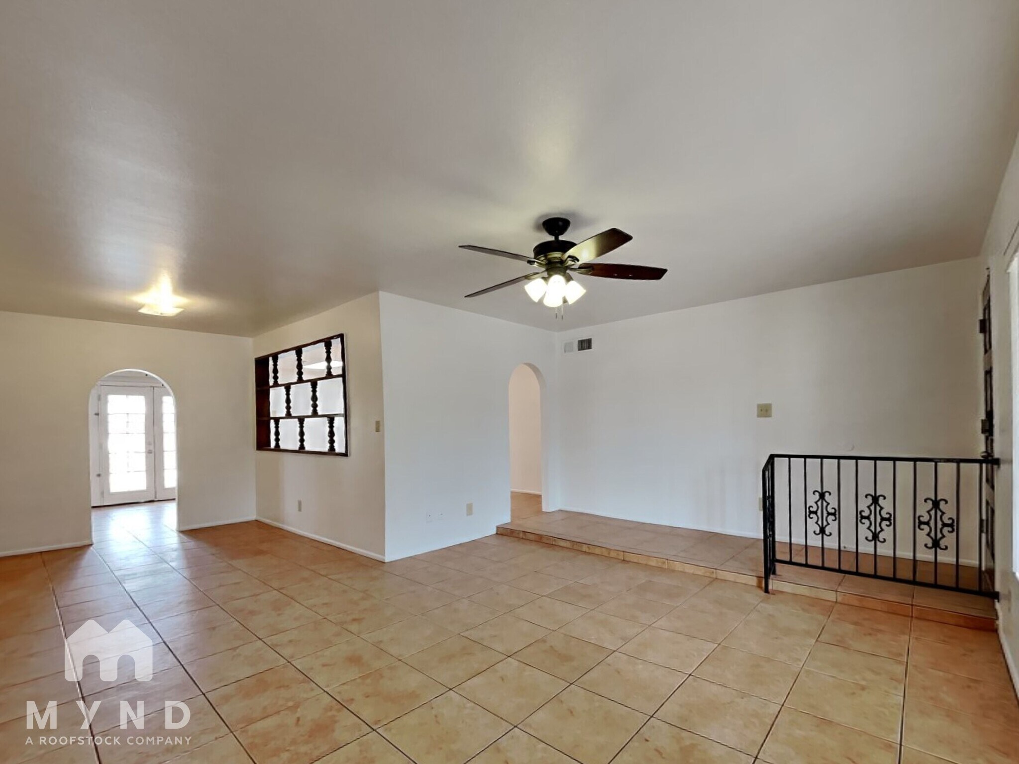 Building Photo - 3114 W Anderson Dr