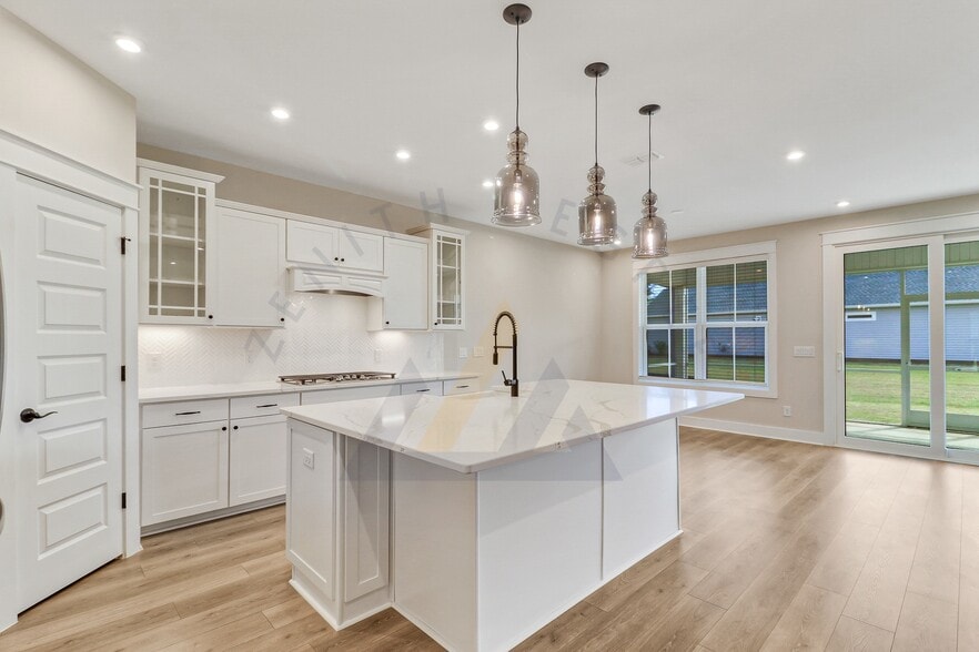 Building Photo - 70 Estuary Dr