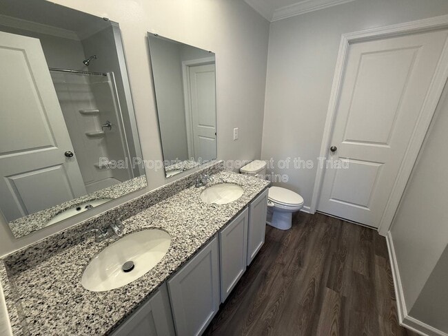 Building Photo - 108 Span Ln