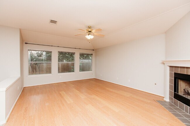 Building Photo - 3112 Wavecrest Blvd