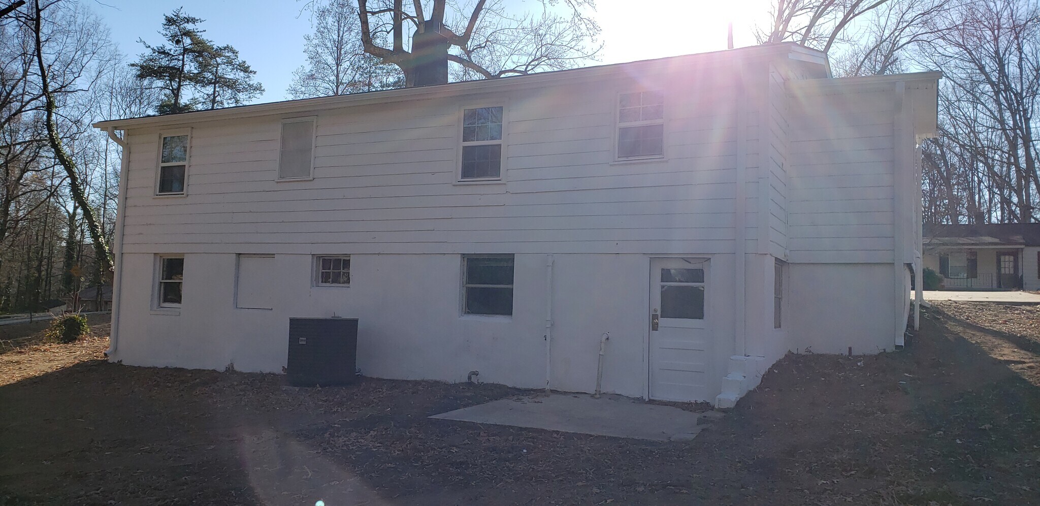 Building Photo - 1711 Alexsandria Rd