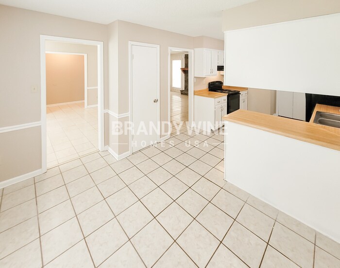 Building Photo - 4087 Friendly Way
