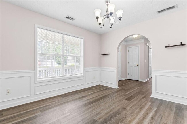 Building Photo - 3854 Wheaton Ct