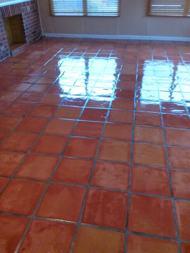 Building Photo - 2690 NW 59th Ave