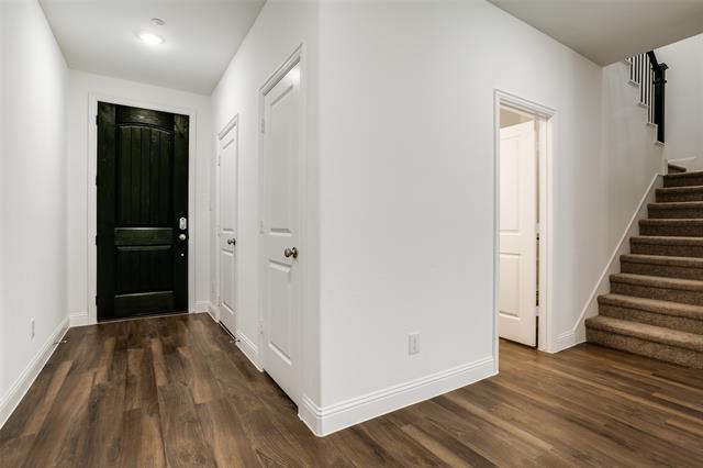 Building Photo - 4809 Pasadena Dr