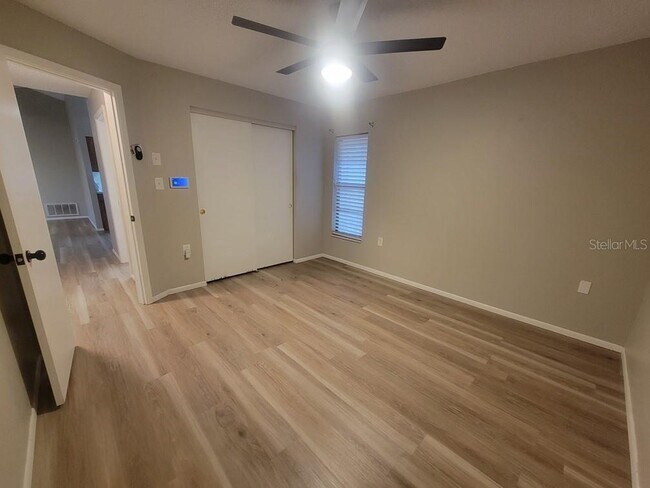 Building Photo - 1305 Calamondin Dr