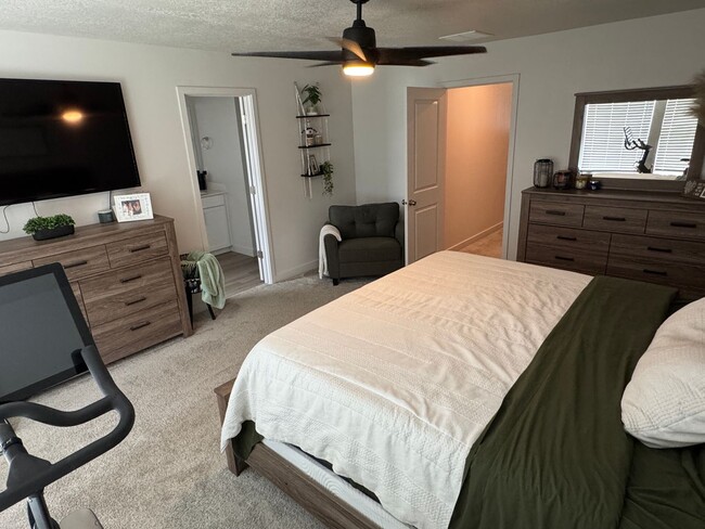 Building Photo - Beautiful NEW build, 4 bedroom 2 bathroom