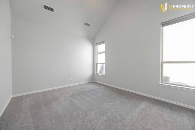 Building Photo - What's special