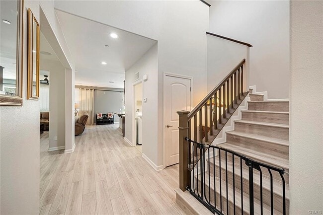 Building Photo - 36407 Yarrow Ct