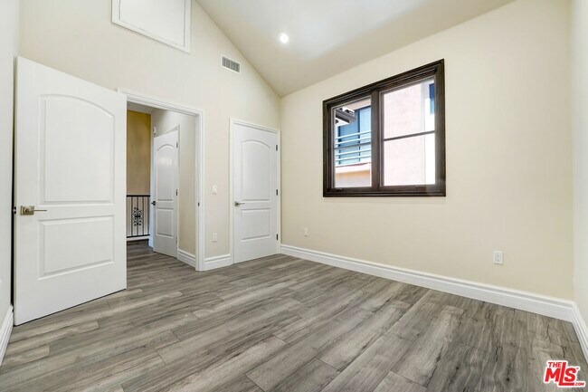 Building Photo - 1621 Franklin St