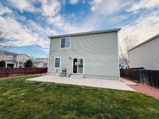 Building Photo - 1217 Bluejay Ave