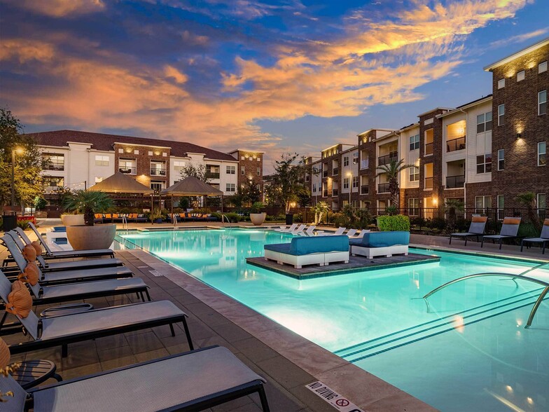 Advenir at Boulder Creek 11576 Pearland Pky Pearland TX 77089