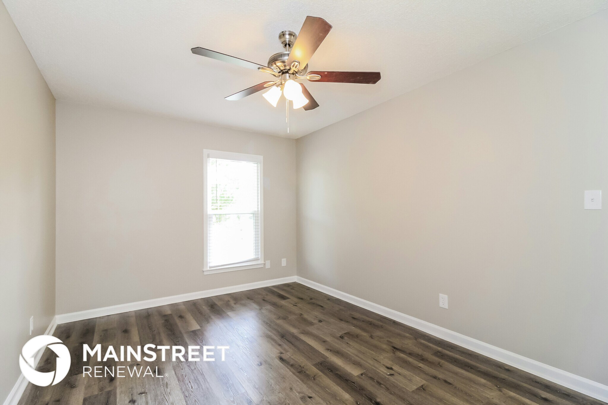 Building Photo - 1716 Carriage Cove Ln