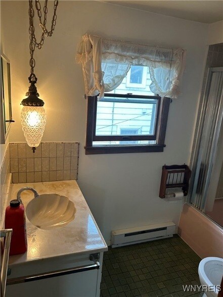 Building Photo - 29 Lake Ave