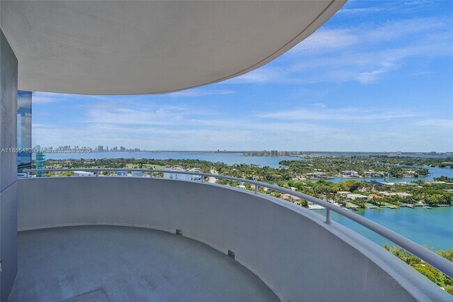 Building Photo - 6301 Collins Ave