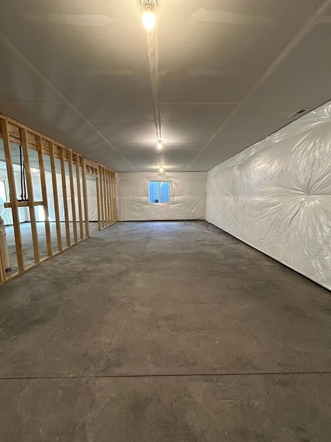 Building Photo - Your Dream Home Awaits in Gretna, NE!