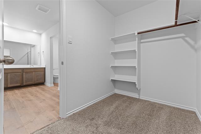 Building Photo - 1018 Stones Throw Dr