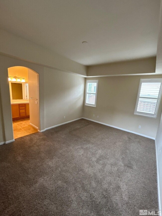 Building Photo - 3746 Deutz Dr