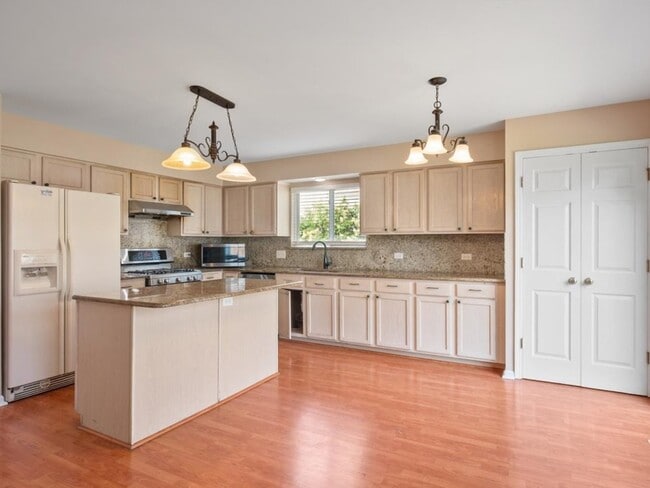 Building Photo - 2607 Flagstone Cir
