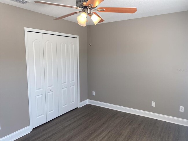 Building Photo - 4151 Knollpoint Dr