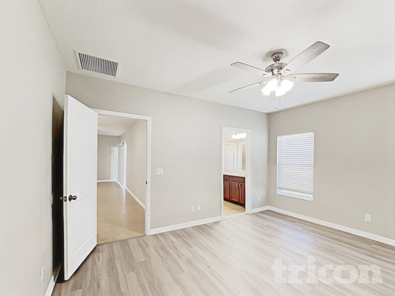 Building Photo - 4784 Marcos Cir