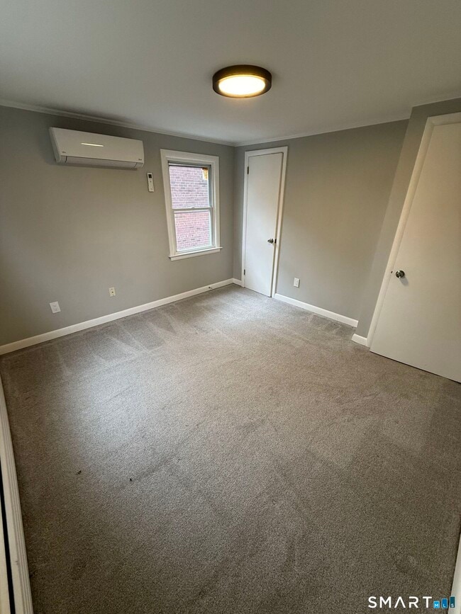 Building Photo - 37 Caya Ave