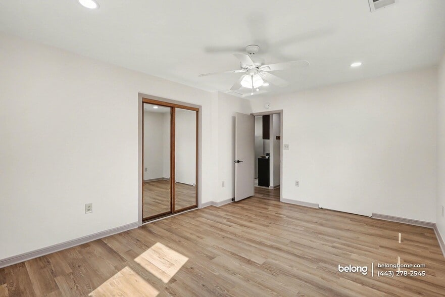 Building Photo - 5909 Berwyn Rd