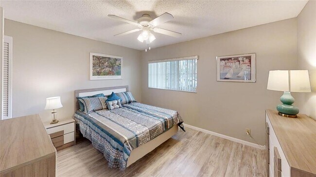 Building Photo - 8430 SW 90th Ln