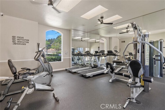 Building Photo - 2275 Del Mar Way