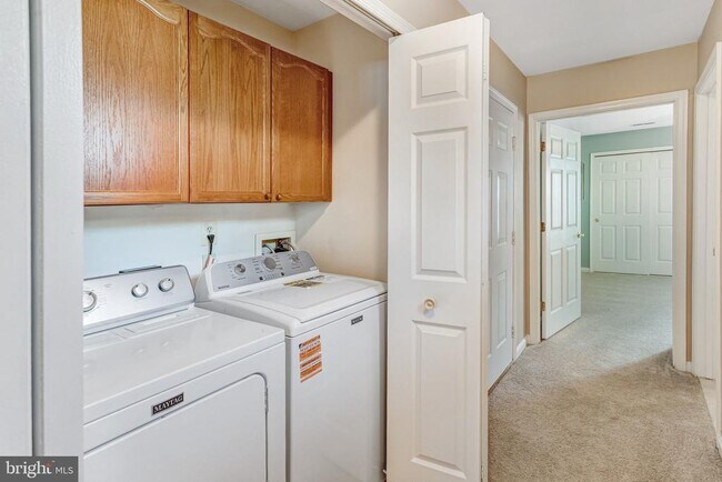 Building Photo - 11333 Savannah Dr
