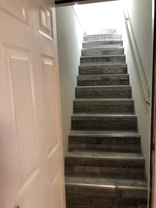 Building Photo - 430 Secretariat Dr