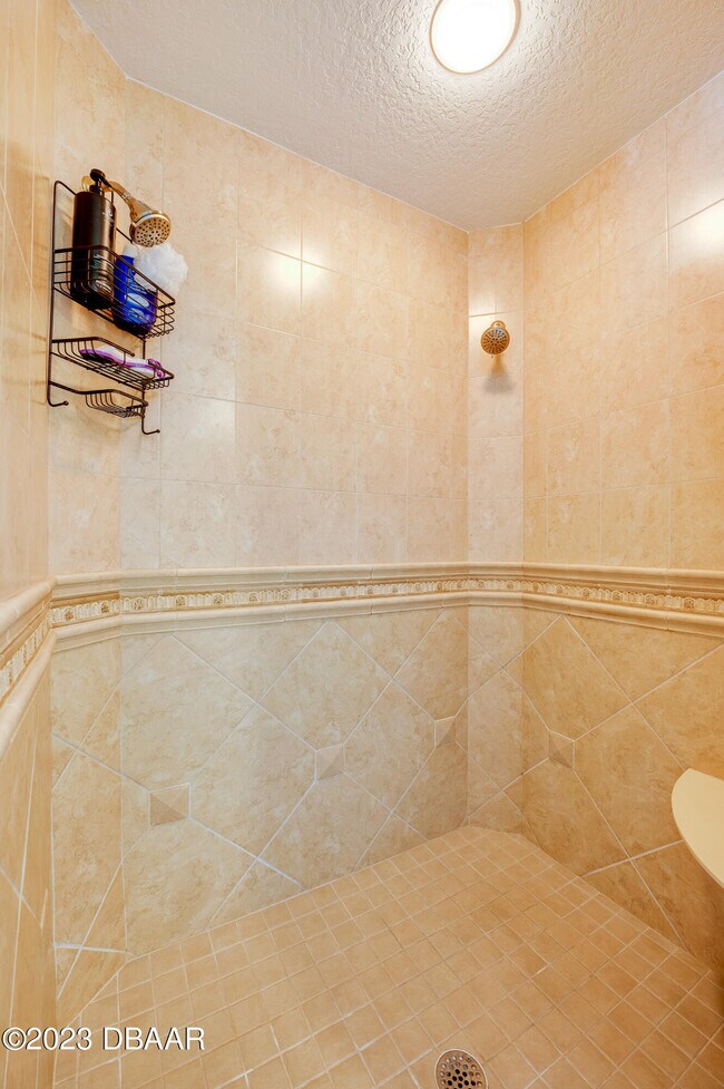 Building Photo - 3801 S Atlantic Ave