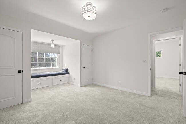 Building Photo - 15473 Lemay St