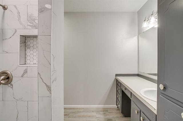 Building Photo - 1225 Crestwood Dr